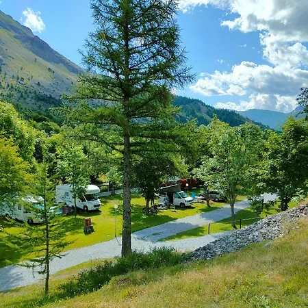 מלון Rifugio Campo Base *