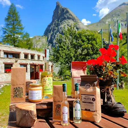 מלון Rifugio Campo Base *