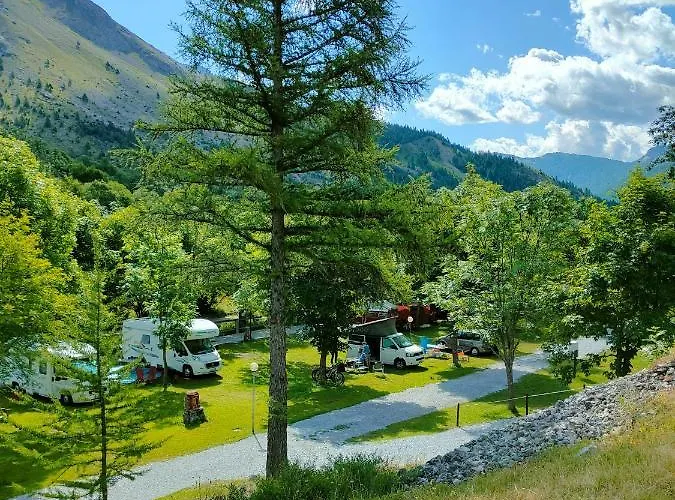 فندق Rifugio Campo Base *
